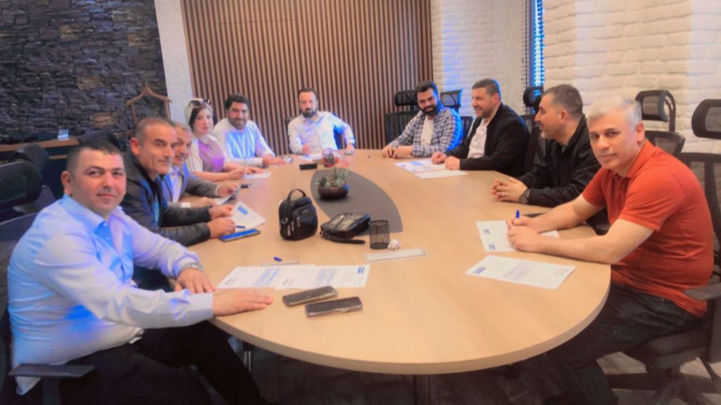 The Iraq Ministry of Electricity visited our factory.